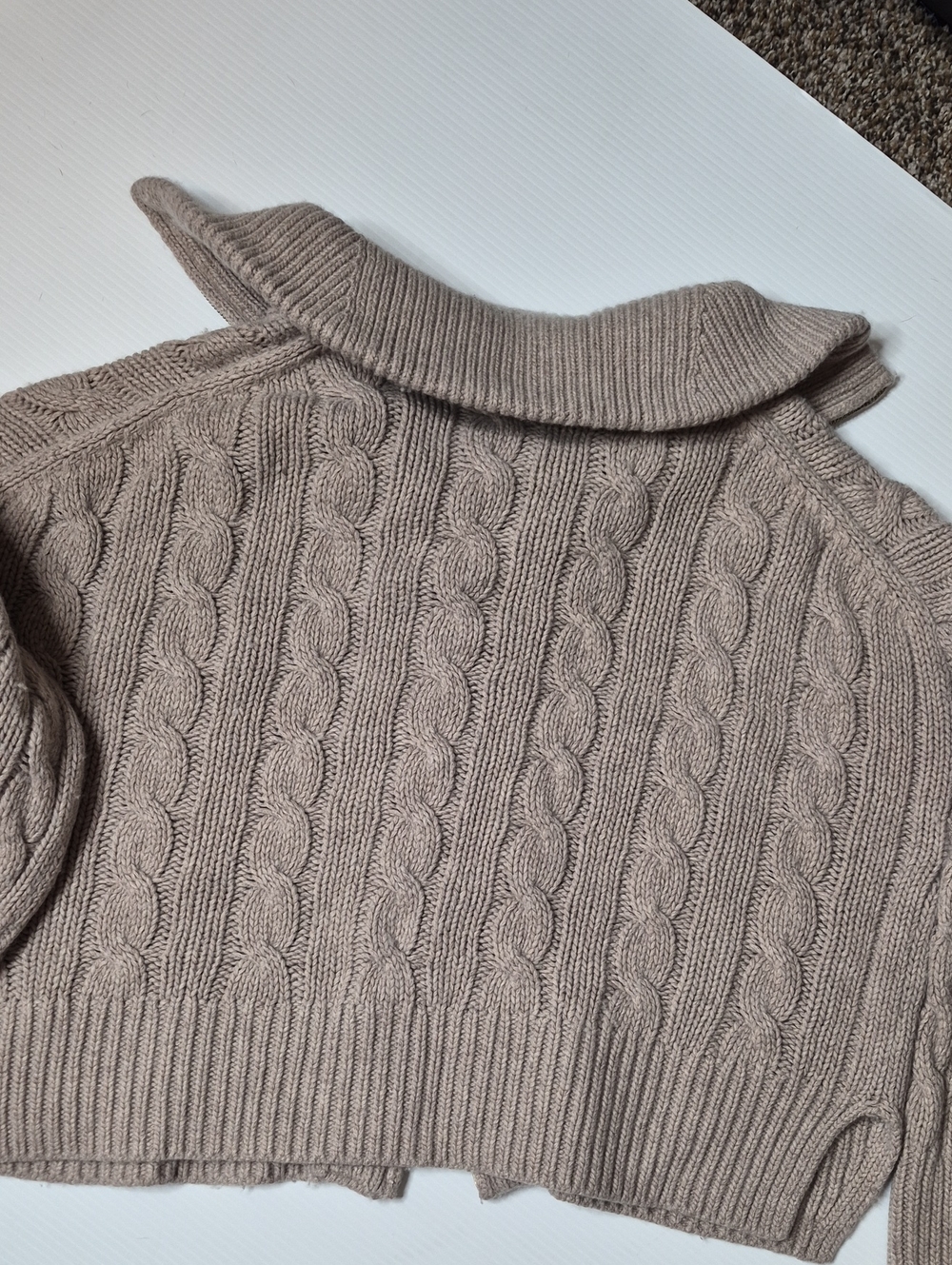 Abercrombie & Fitch Taupe Cable-Knit Zip Cardigan - Picture 7 of 9
